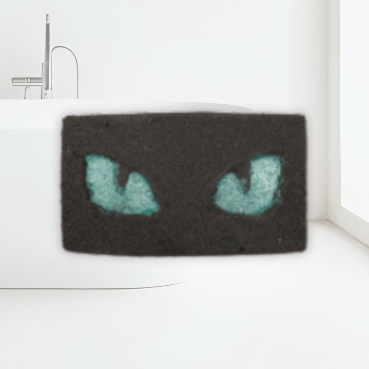 Cat Eyes Bath Bomb - Purple Grape